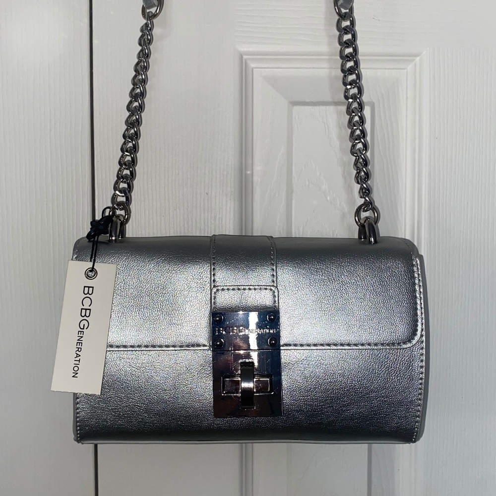 BCBG CHAIN STRAP SILVER BAG